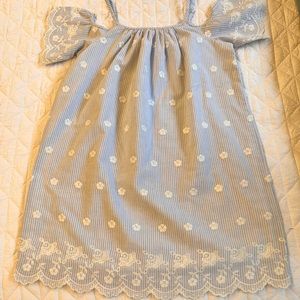 Children’s Place girls sun-dress w/adjustable straps and cold shoulder. Size 5